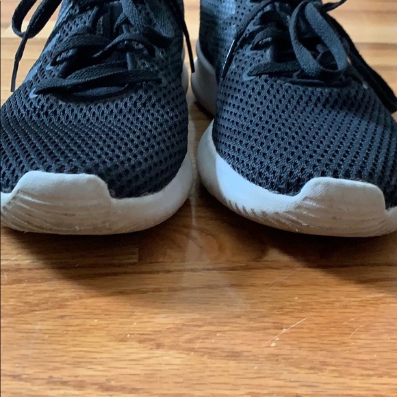 Women’s Adidas Cloudfoam Sneakers size 7.5 - Picture 3 of 7